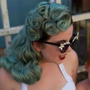 Meet your Posher, Trinity